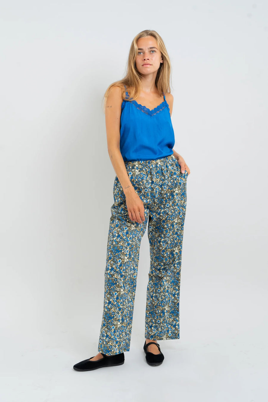 Lolly's Landry - Bill Pants
