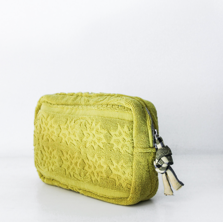 LALLA - Large Square Clutch - Pistache