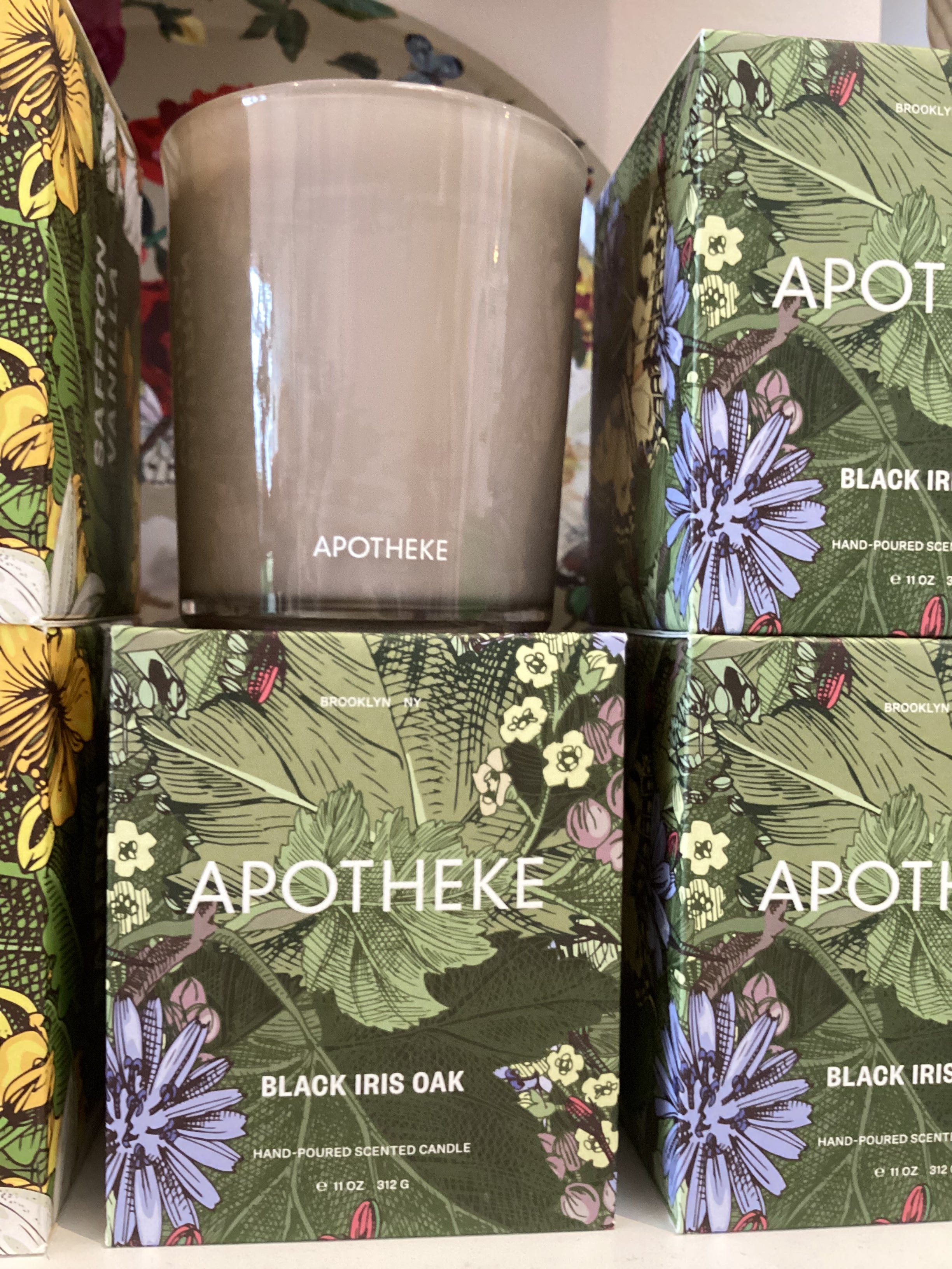 Apotheke candle - black iris oak – Dougal