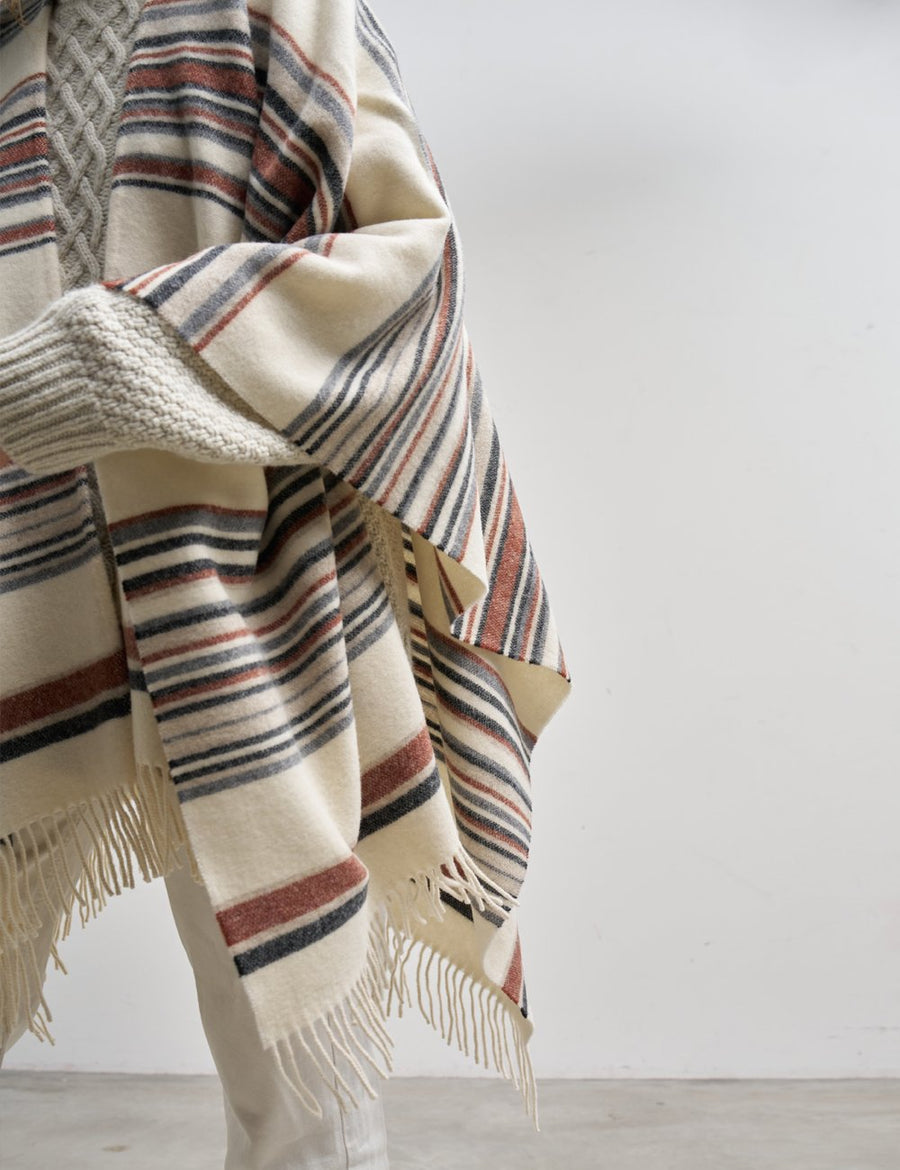 Lagomoro Poncho - Cleo