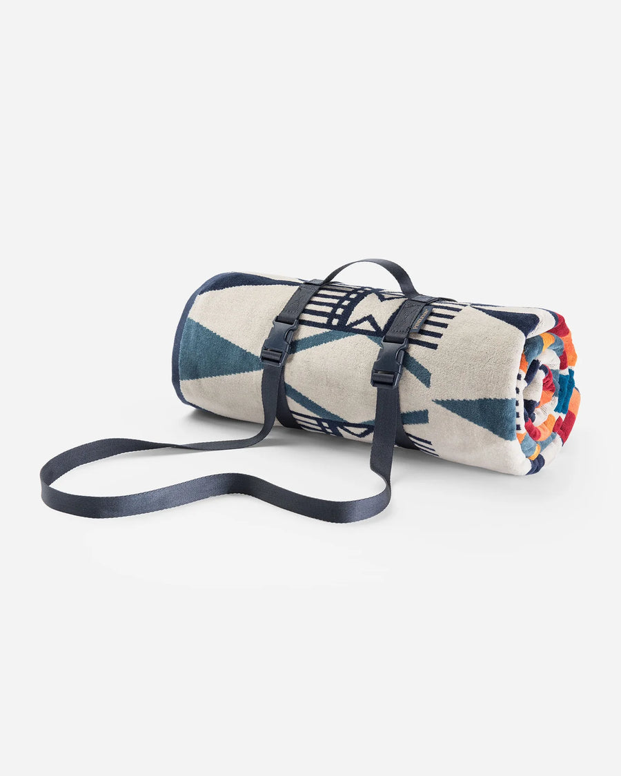 Pendleton Jacquard Towel for Two