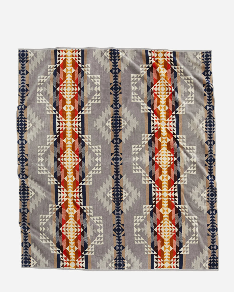 Pendleton Jacquard Towel for Two