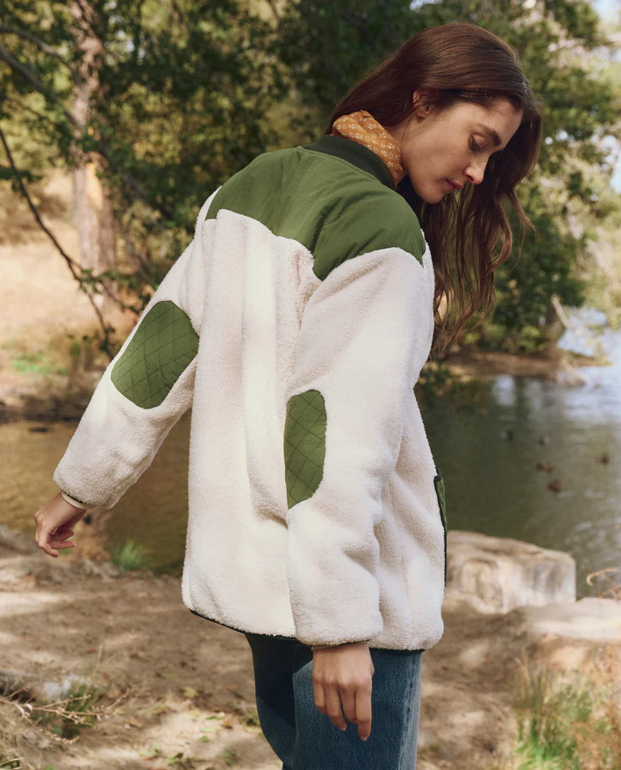 The Great - Plush tundra Jacket in Cream & Army